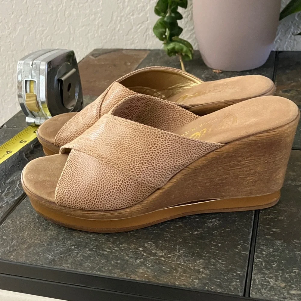Onex Style Dianne Tan Wedge Slide Sandal‎ - Women's Casual Platform Size 6